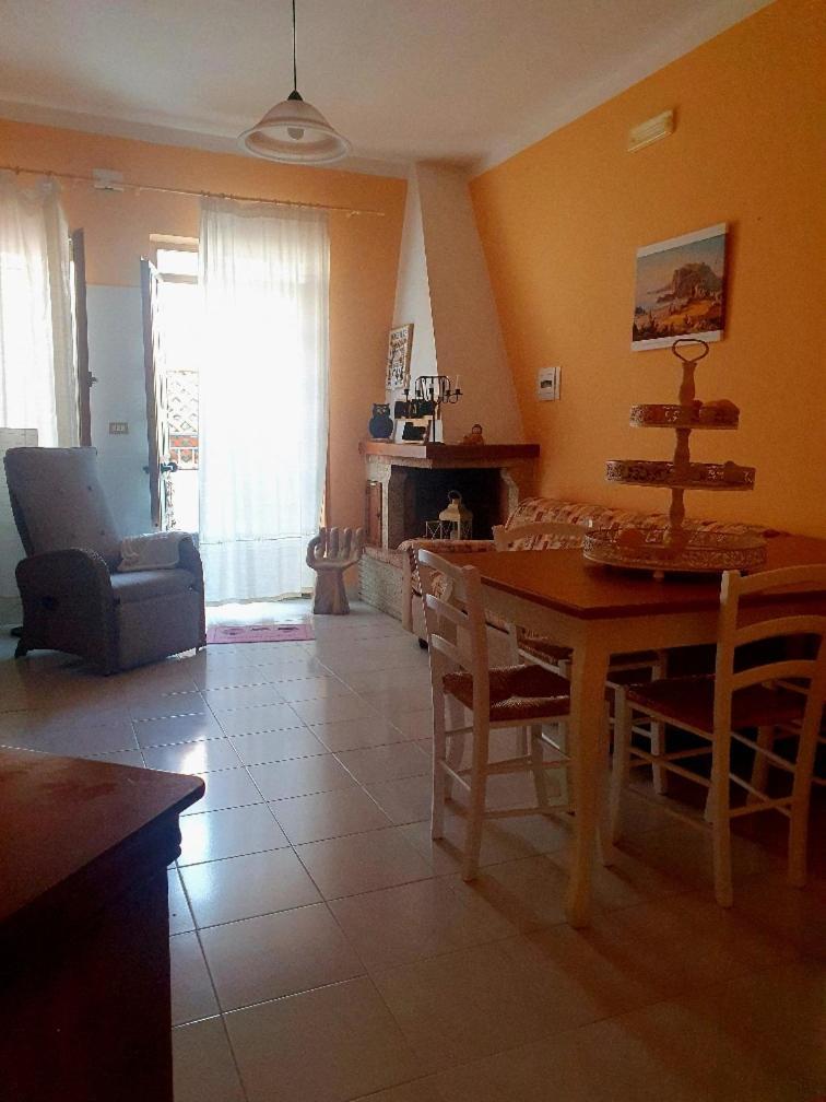 Casa Vacanze Rosy "Nel Verde" Palinuro Extérieur photo