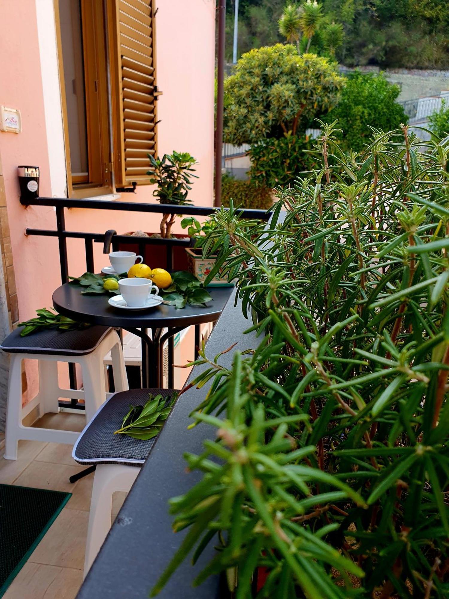Casa Vacanze Rosy "Nel Verde" Palinuro Chambre photo