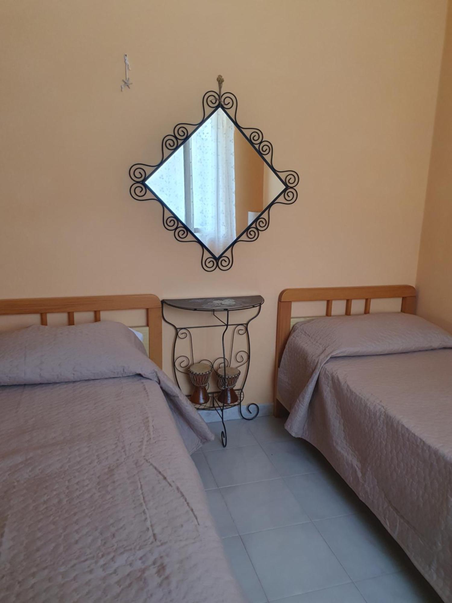 Casa Vacanze Rosy "Nel Verde" Palinuro Chambre photo
